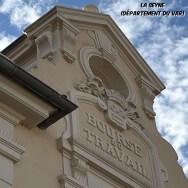 fronton-de-la-Bourse-du-Travail-de-la-Seyne_Var